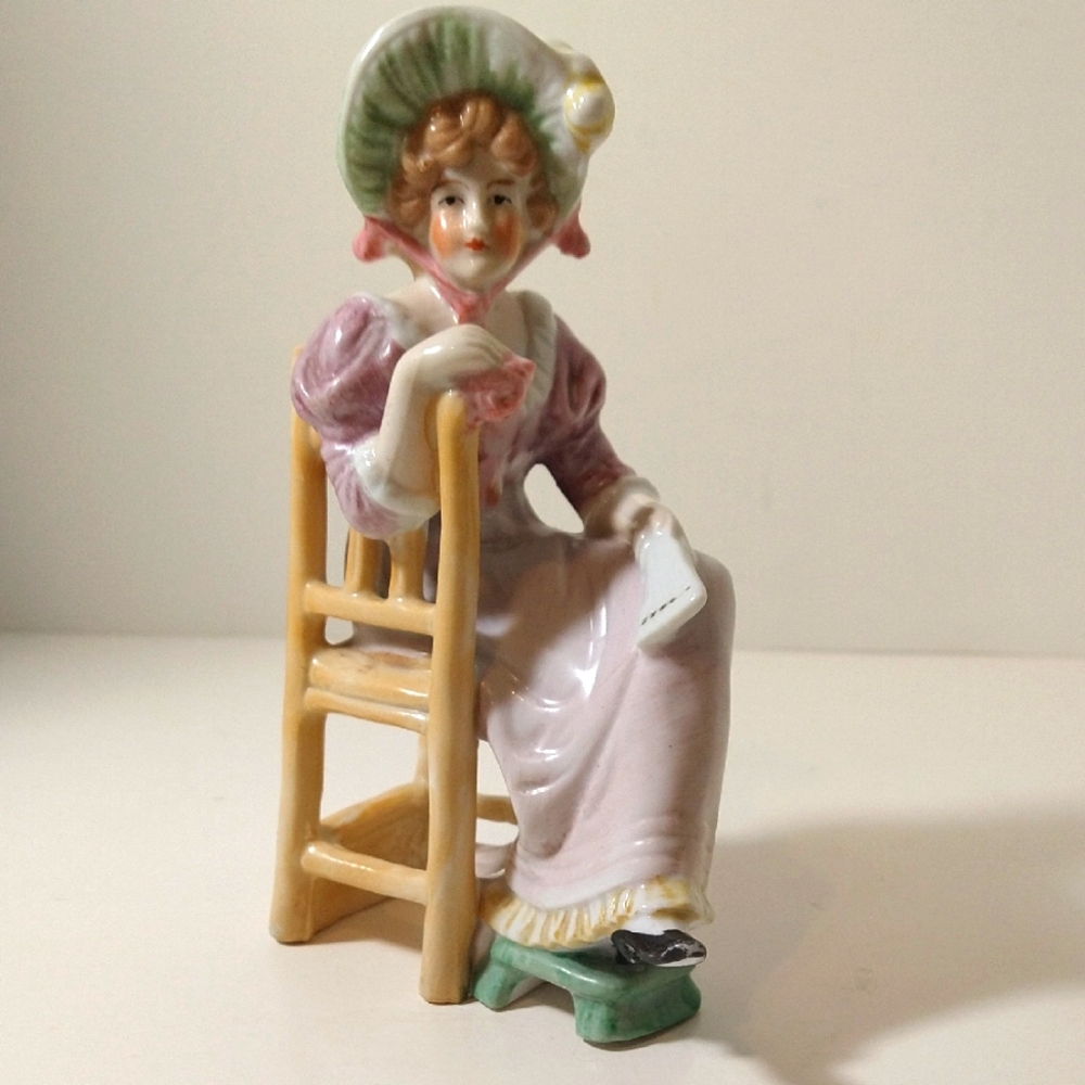 Antique Grafenthal German Porcelain Figurine